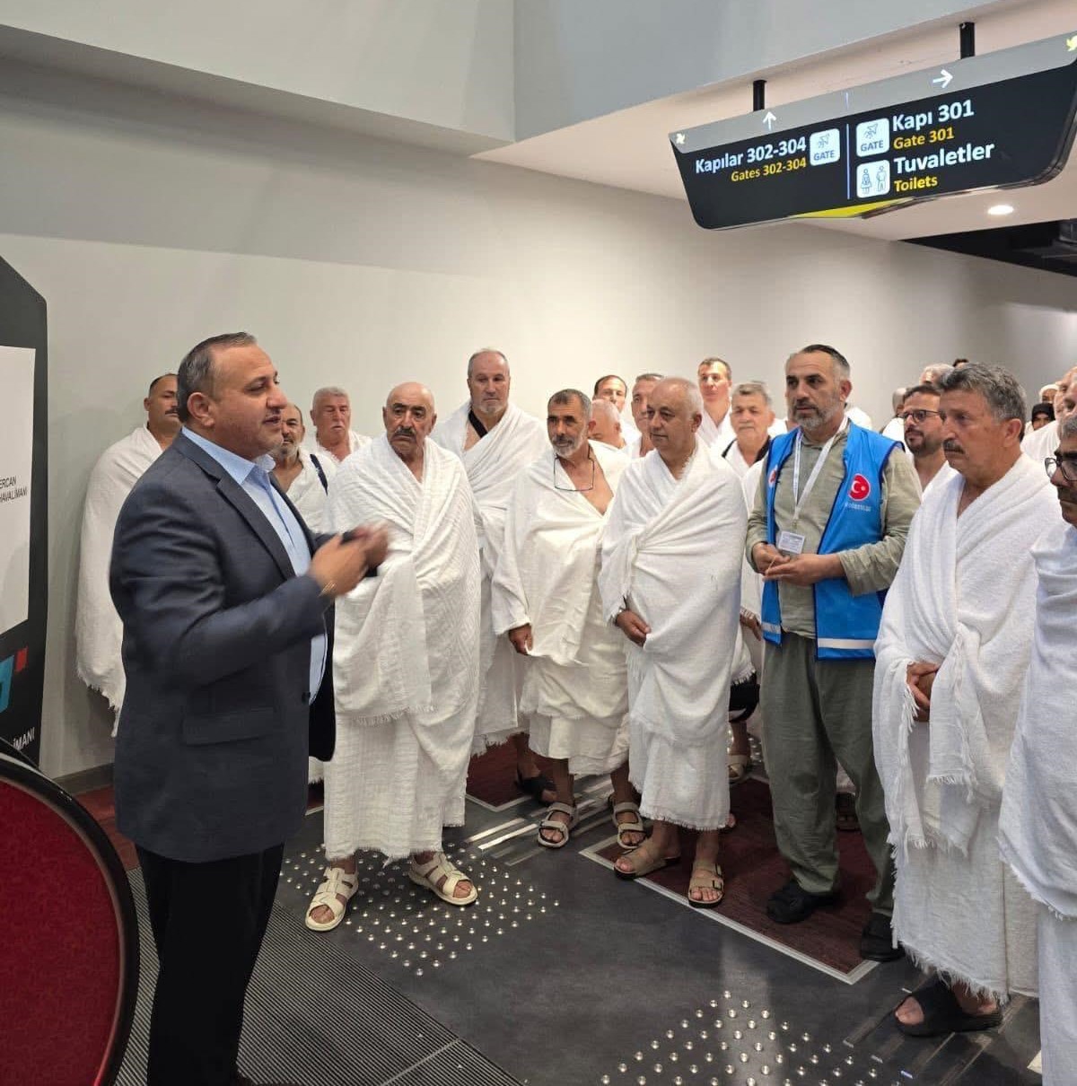 2025_Hac_Uğurlama_KKTC_DİB_Başkan.jpeg